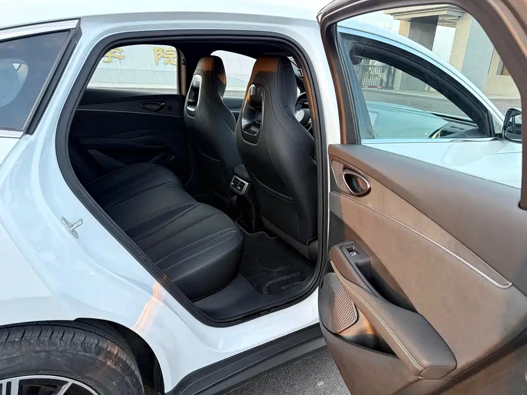 BYD SEAL 06 NEW ENERGY