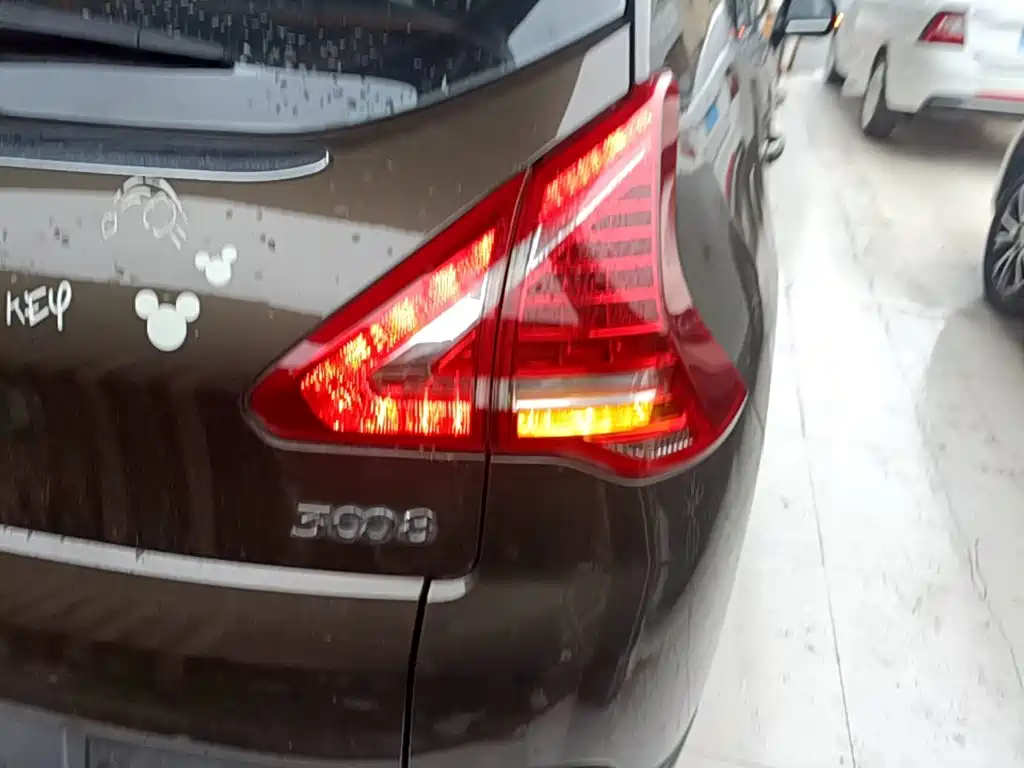 Peugeot 3008 — миниатюра 8