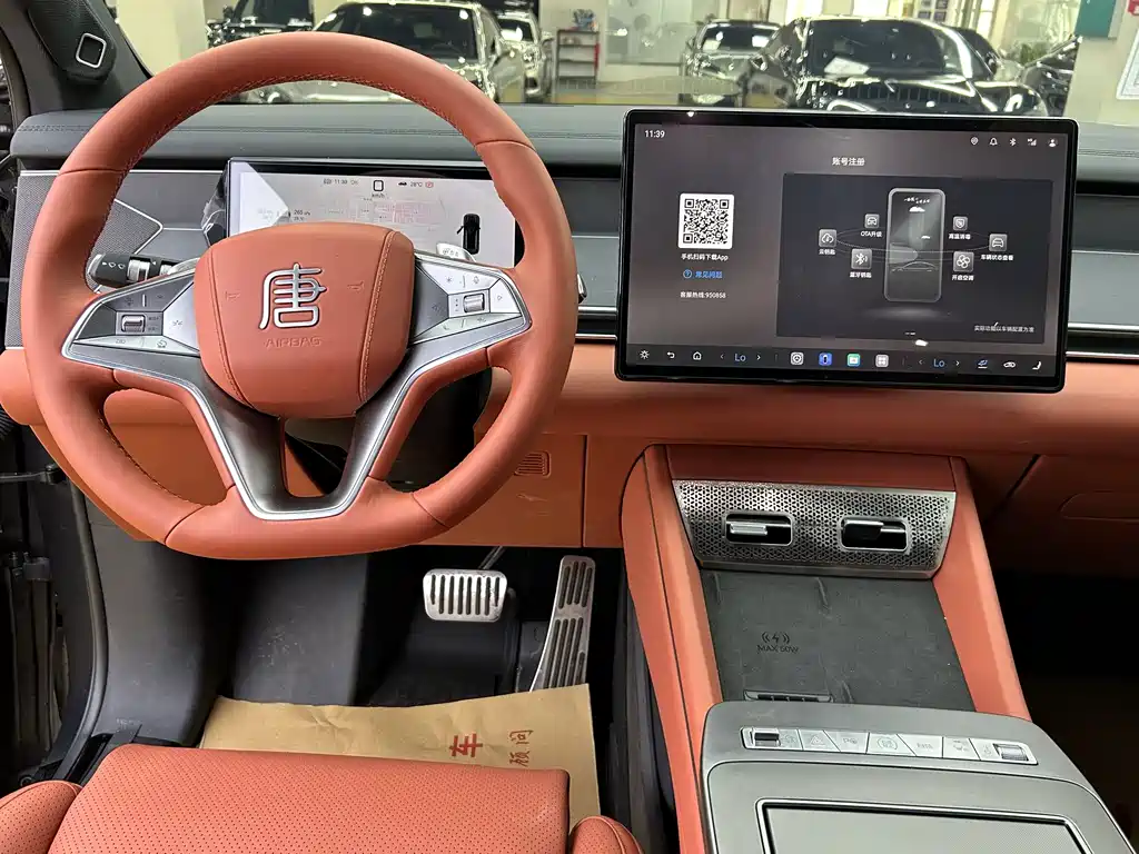 BYD Tang L L 2025 EV 670KM Flagship