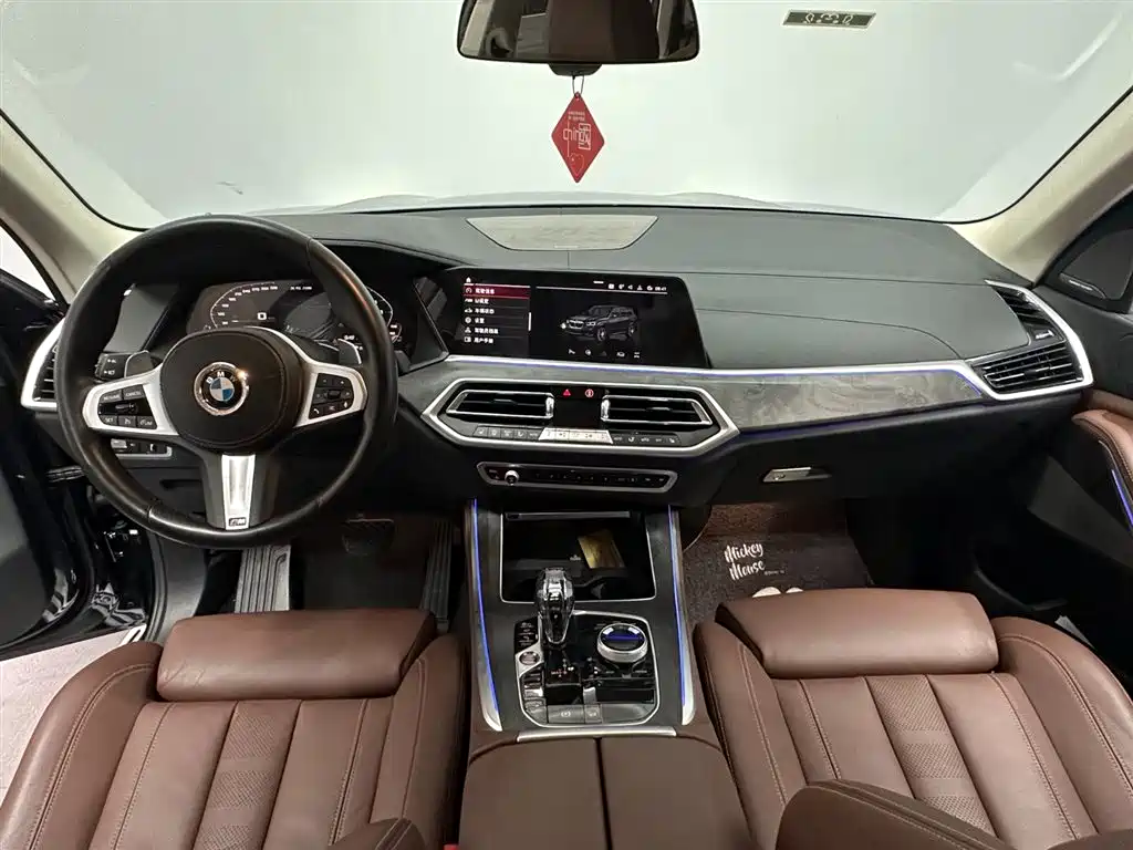 BMW X5 2021 xDrive40i M Sport