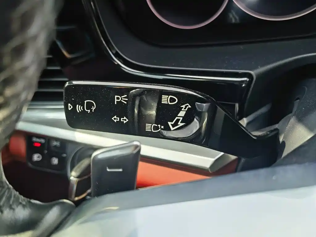 Porsche Panamera Hybrid — миниатюра 27