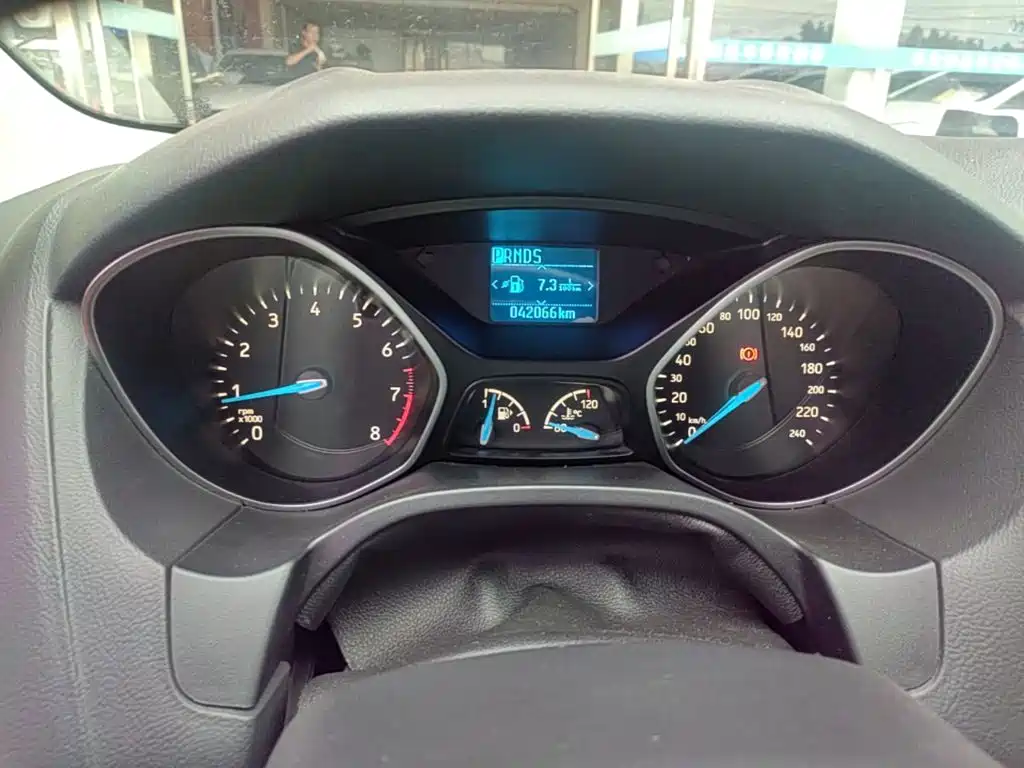 Ford Focus — миниатюра 12