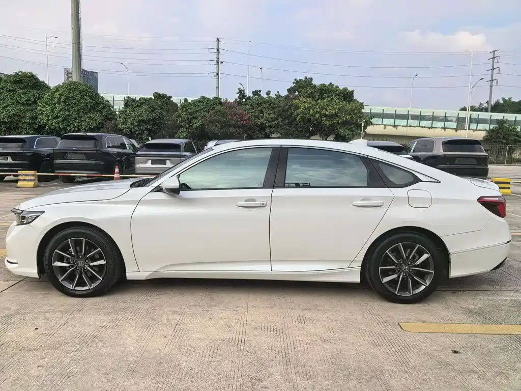 Honda Inspire 2022 260TURBO