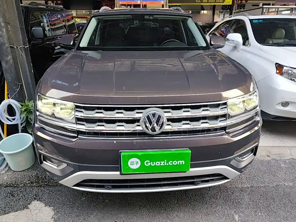Volkswagen Teramont — миниатюра 3
