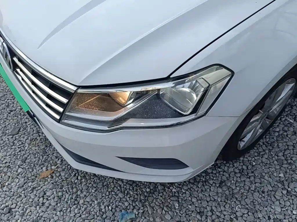 Volkswagen Jetta — миниатюра 24