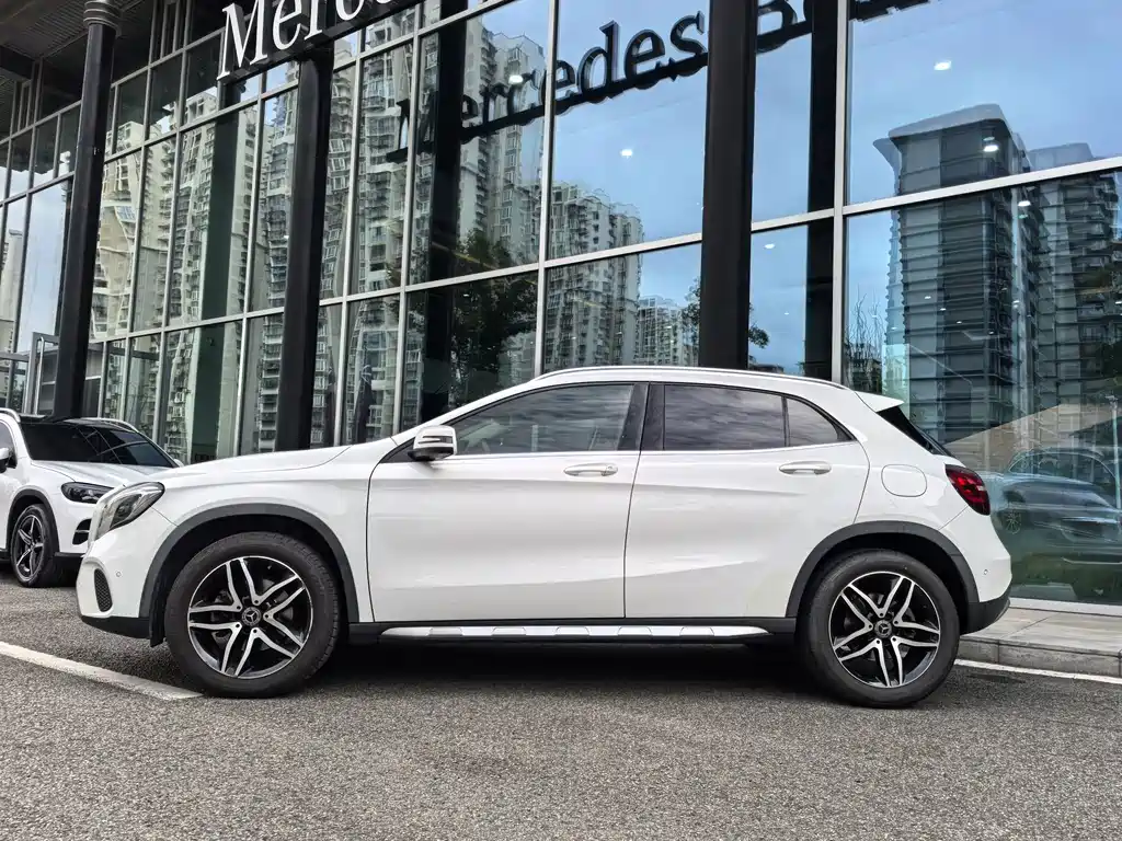 Mercedes-Benz GLA — миниатюра 5