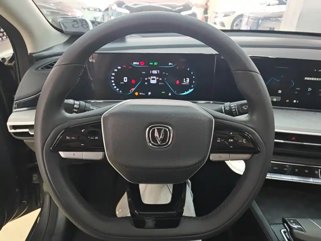 Changan Eado — миниатюра 11