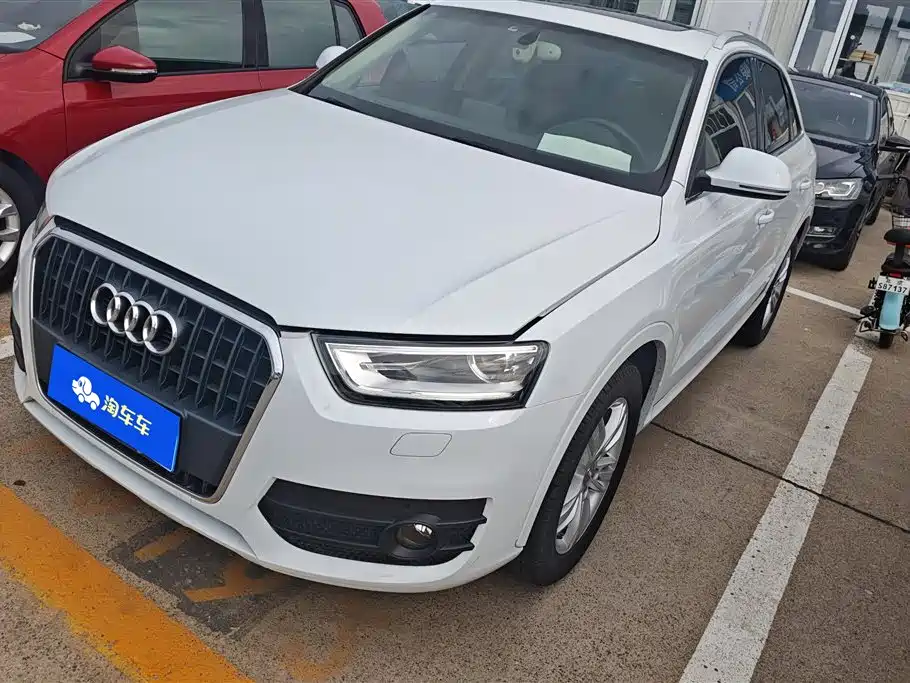 Купить Audi Q3