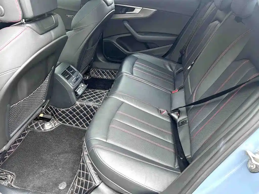 Audi A4L — миниатюра 5