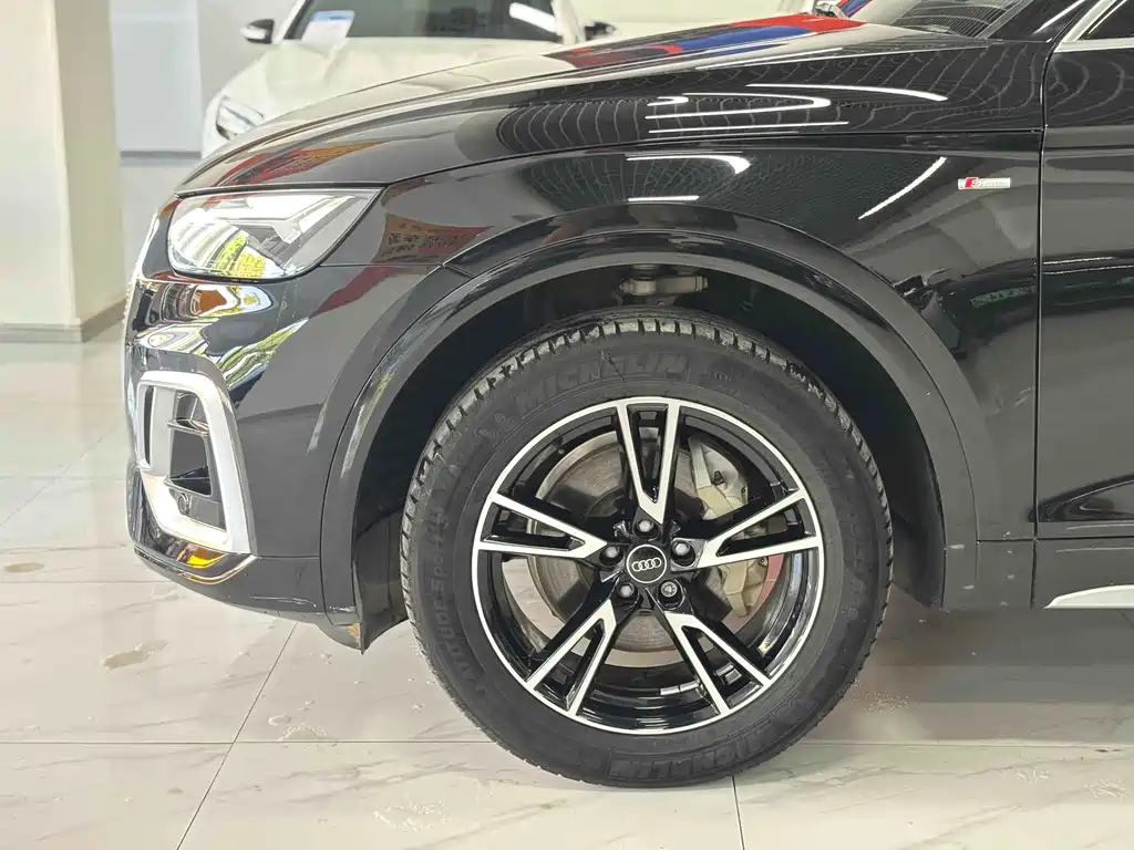 Audi Q5L — миниатюра 14
