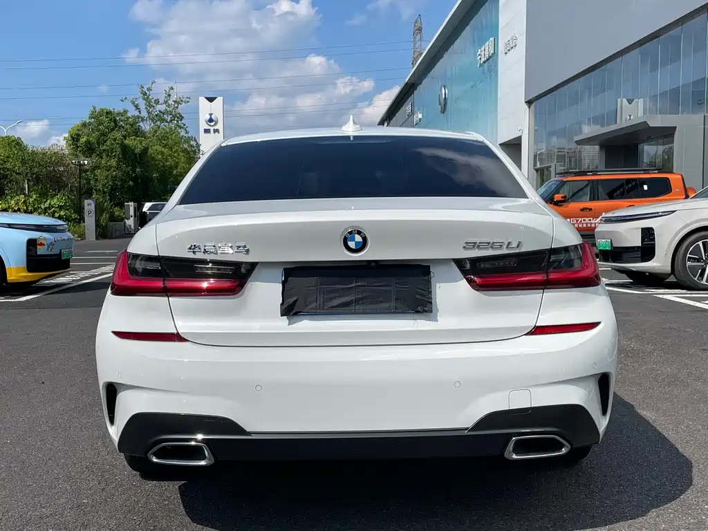 BMW 3 Series — миниатюра 20