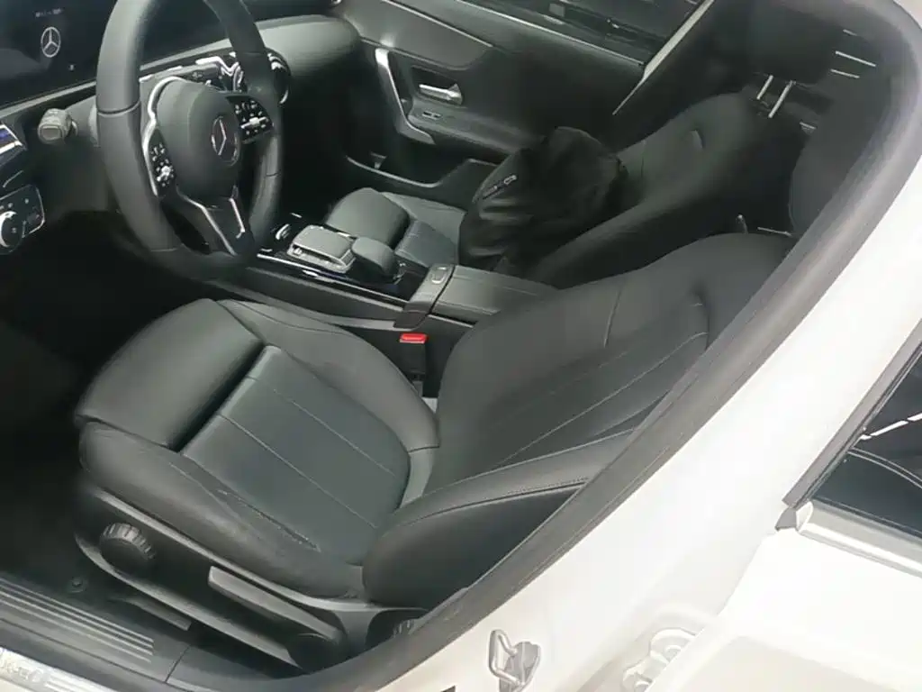 Mercedes-Benz A-Class — миниатюра 15