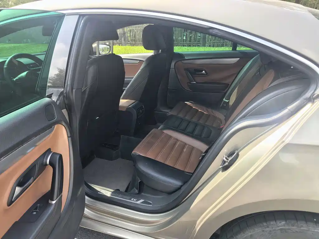 Volkswagen CC — миниатюра 11