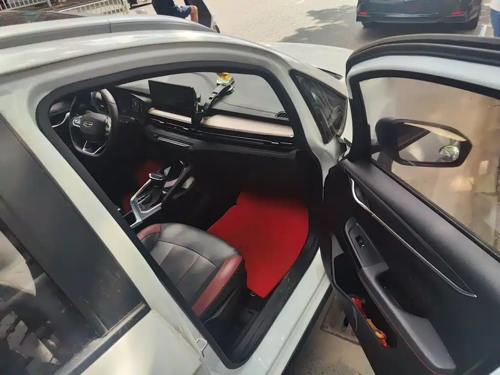 Geely Vision X3 — миниатюра 19