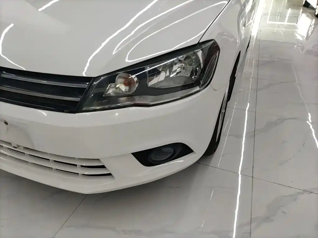 Volkswagen Jetta — миниатюра 24