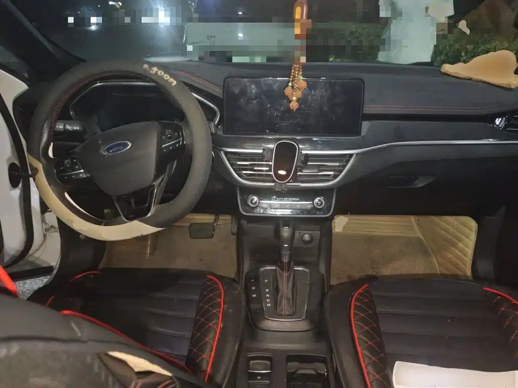 Ford Focus — миниатюра 5