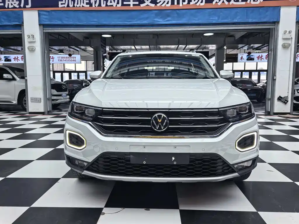 Volkswagen T-Roc 2023