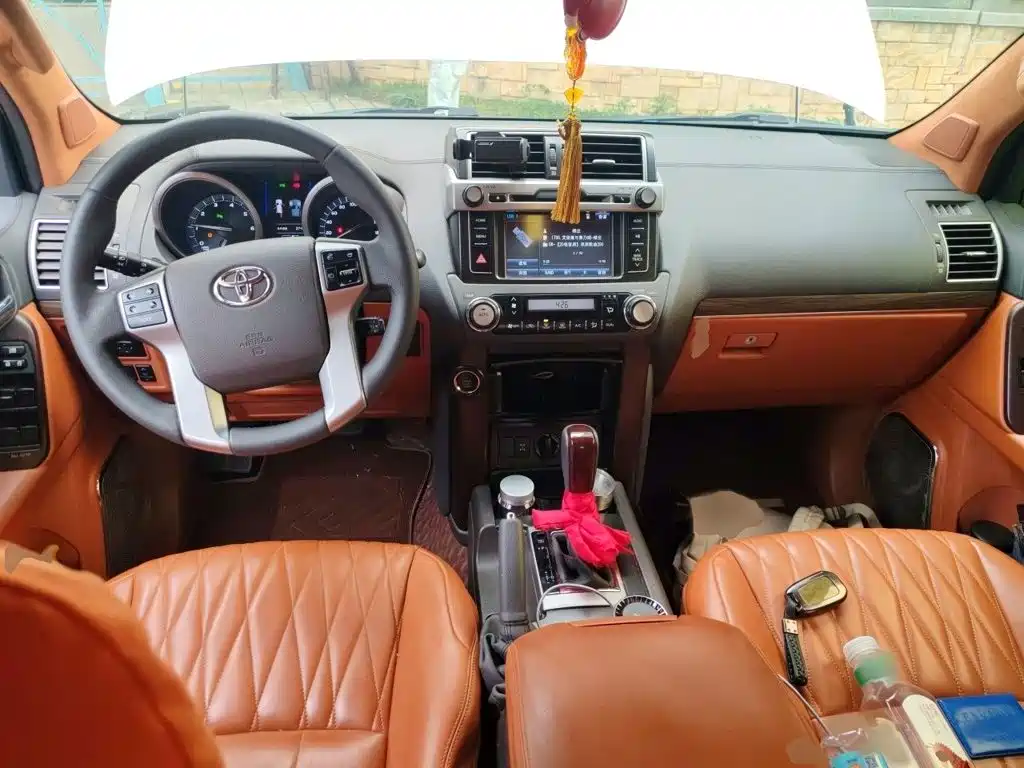 Toyota Prado — миниатюра 13