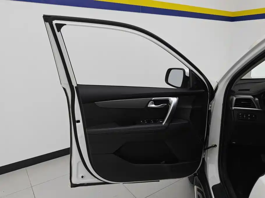 Kia Sportage — миниатюра 7
