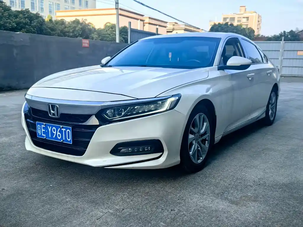 Купить Honda Accord