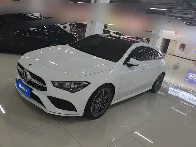 MERCEDES-BENZ CLA 2023