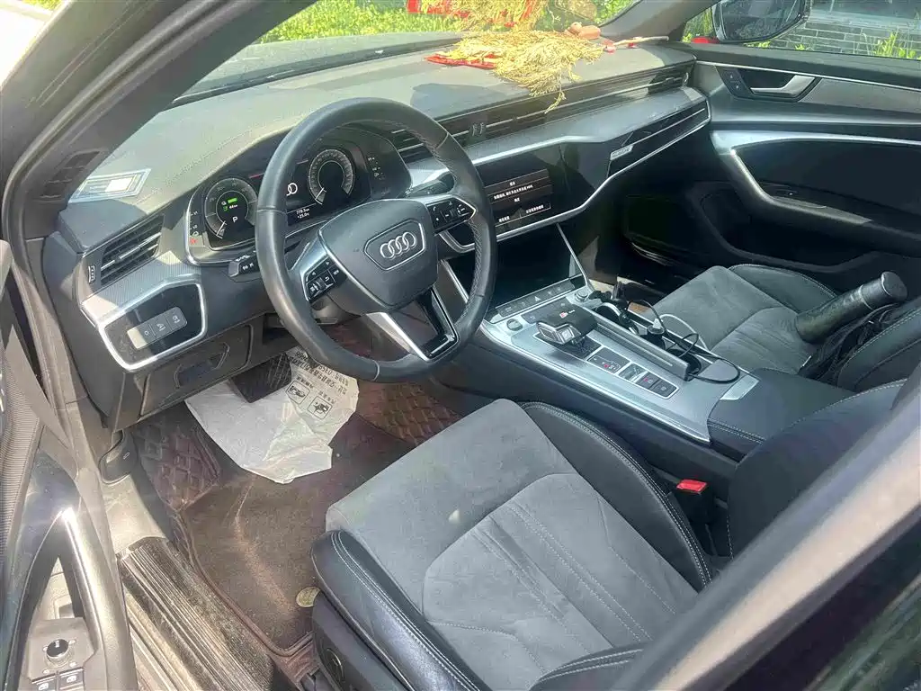 Audi A6L 2020 55 TFSI e quattro