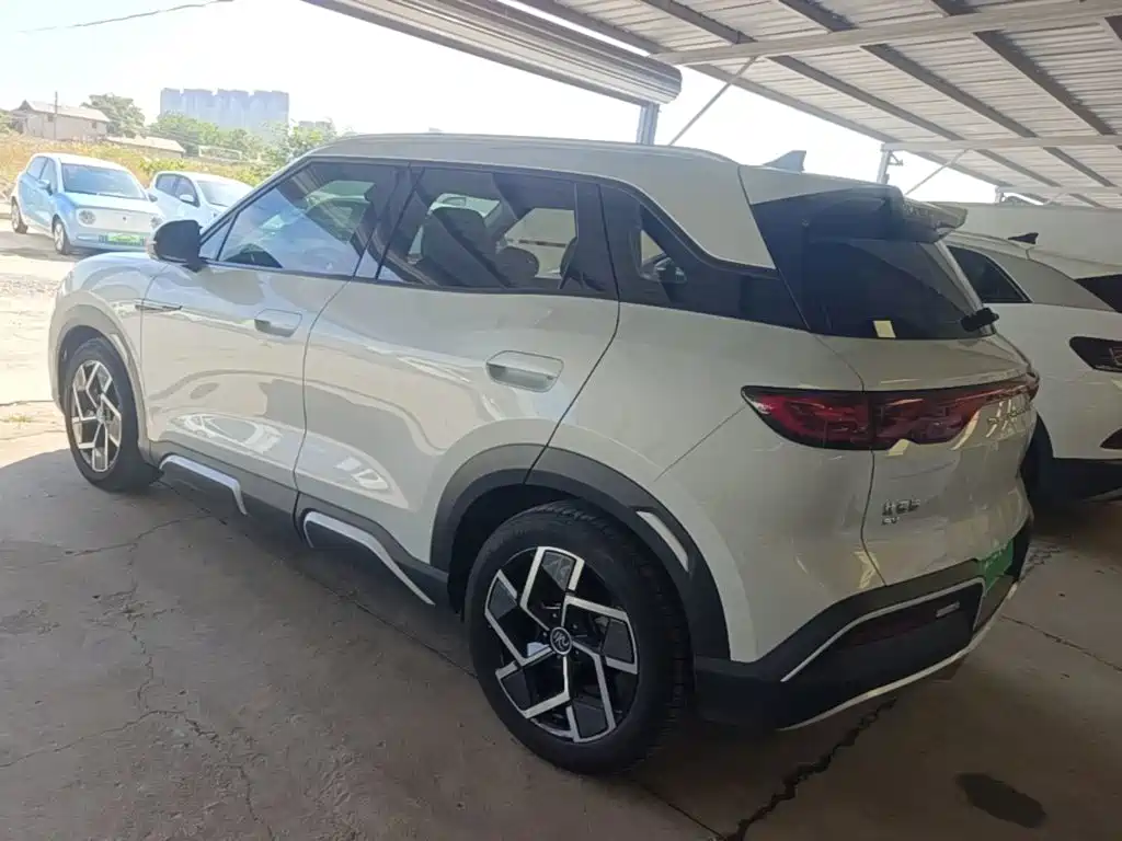 BYD Yuan UP — миниатюра 5