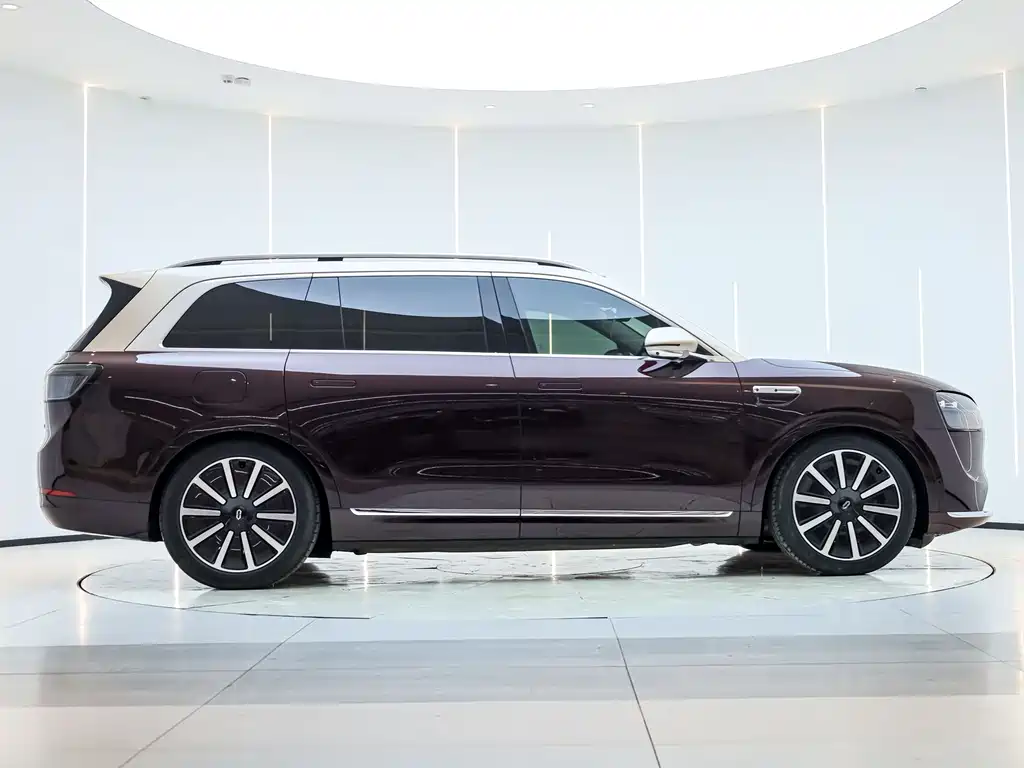 AITO ASK THE WORLD M9