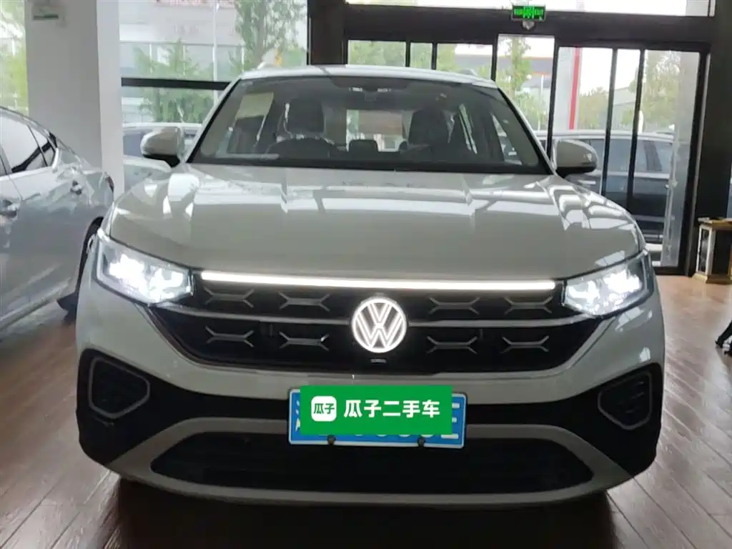 Volkswagen Tayron 2025 300TSI
