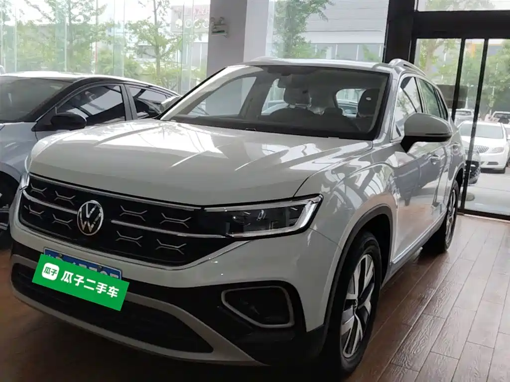 Volkswagen Tayron 2025 300TSI