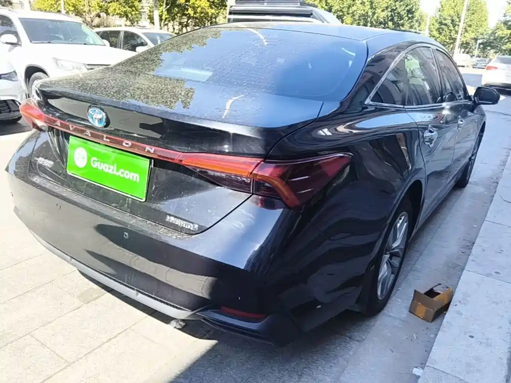 Toyota Avalon — миниатюра 7