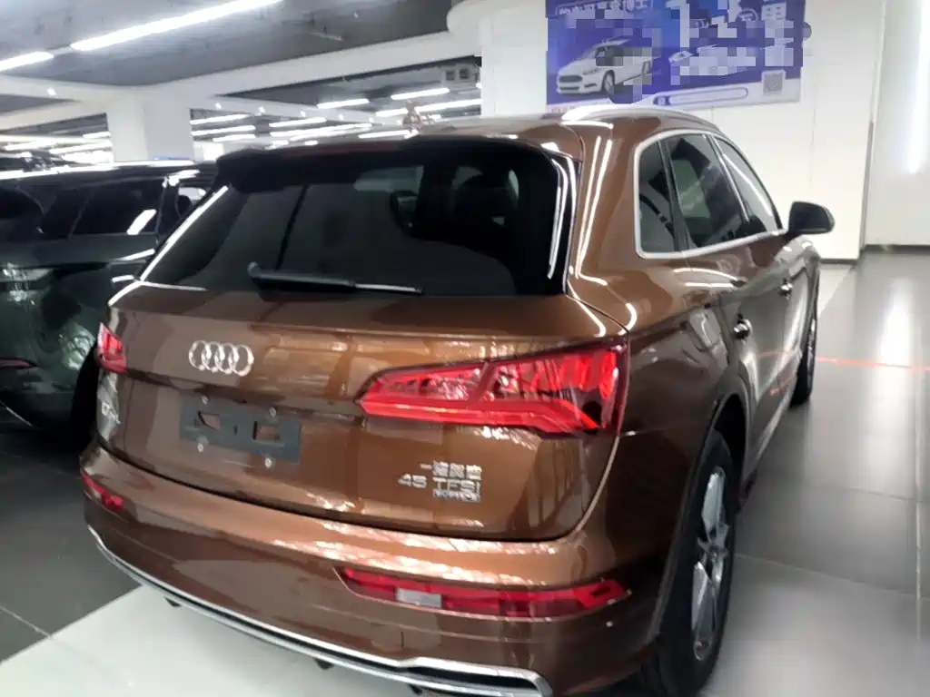 Audi Q5L — миниатюра 7