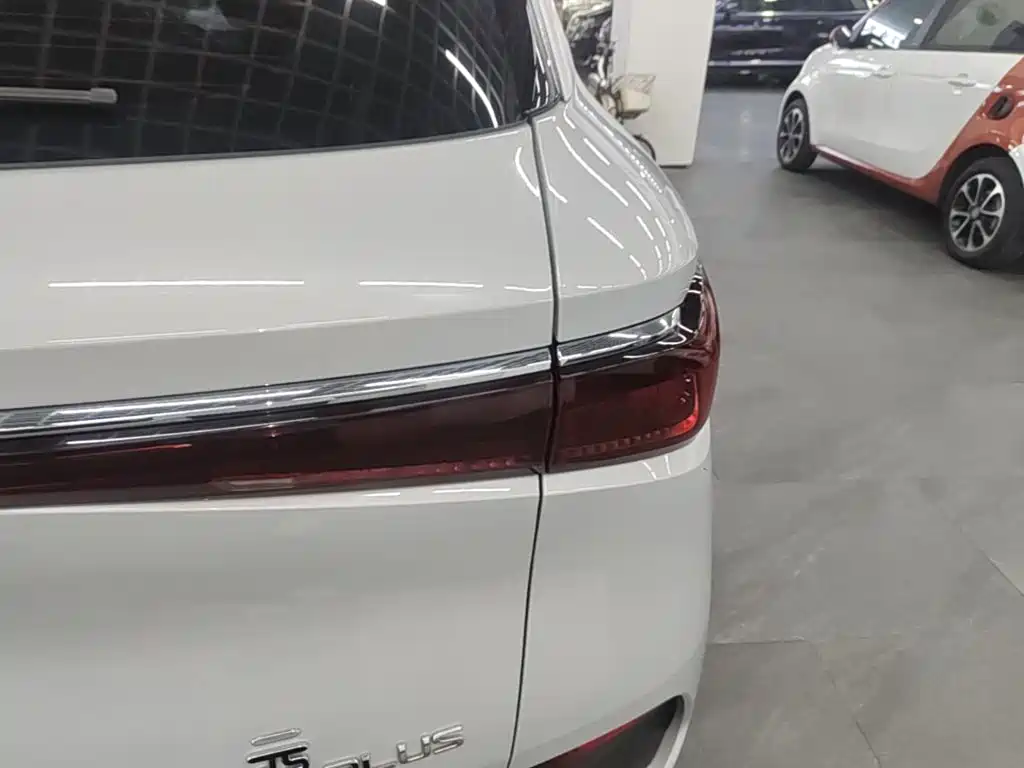 BYD Yuan Plus — миниатюра 8