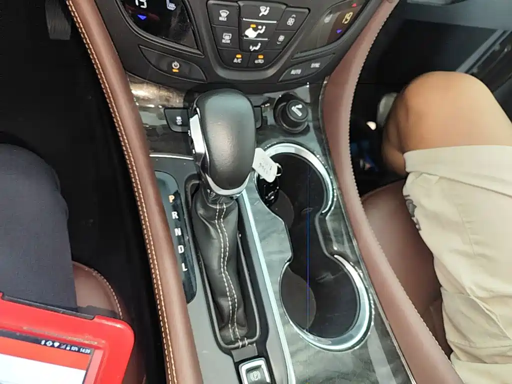 Buick Envision Plus — миниатюра 14