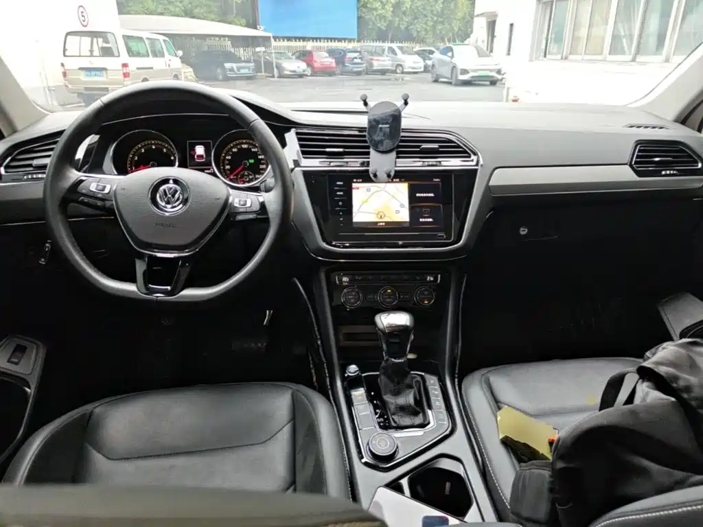 Volkswagen Tiguan L — миниатюра 10