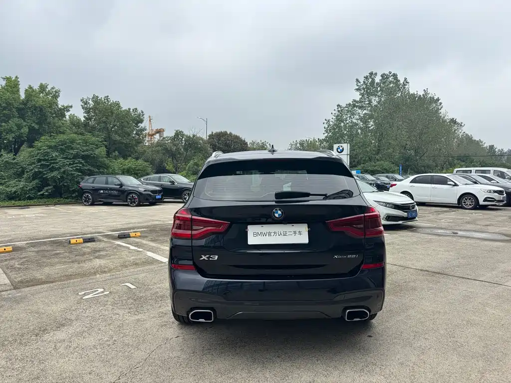BMW X3 — миниатюра 9