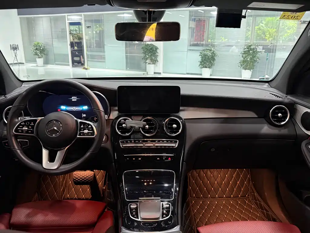Mercedes-Benz GLC 2021 GLC 260 4MATIC SUV