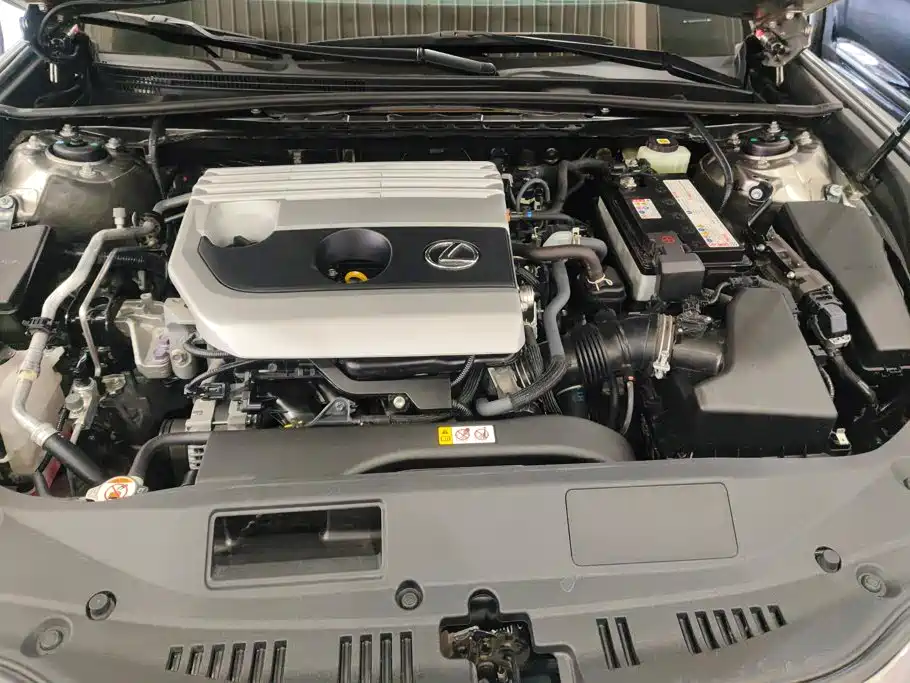 Lexus ES — миниатюра 10