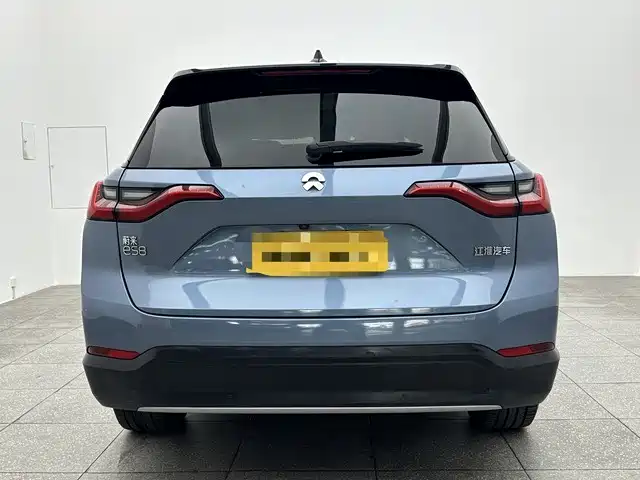 NIO ES8 2018 355KM мест