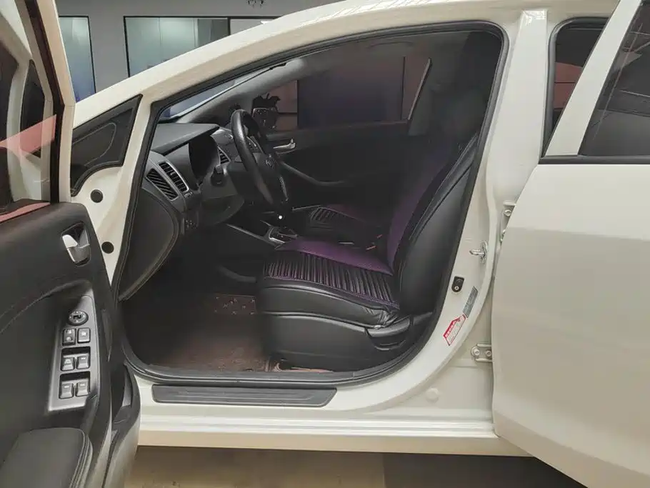 Kia K3 — миниатюра 9