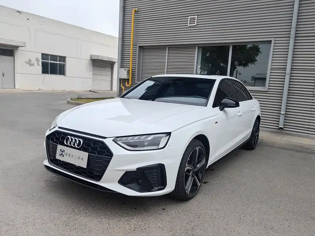 Audi A4L 2024 40 TFSI Luxury