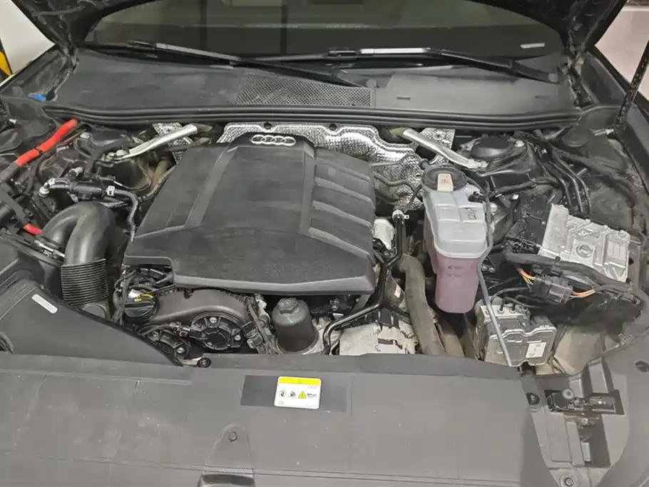 Audi A6L 2022 40 TFSI Luxury