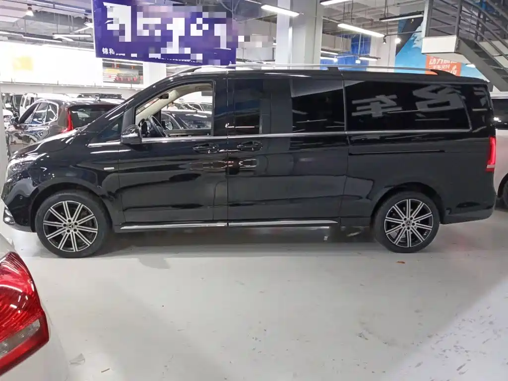 MERCEDES-BENZ V CLASS