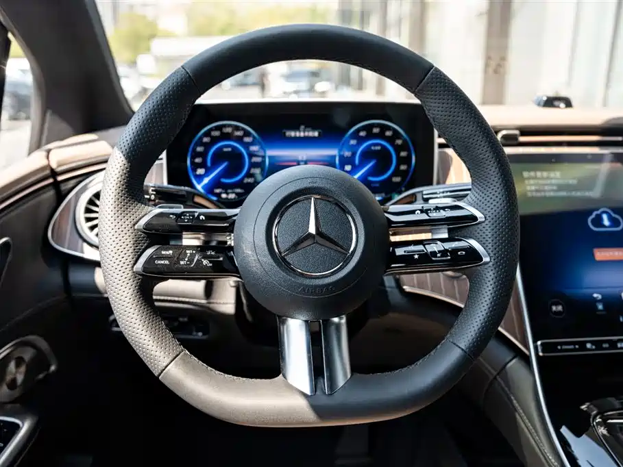 Mercedes-Benz EQE 2025 500 4MATIC
