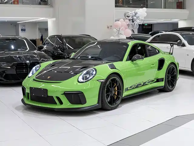 PORSCHE  911 2019