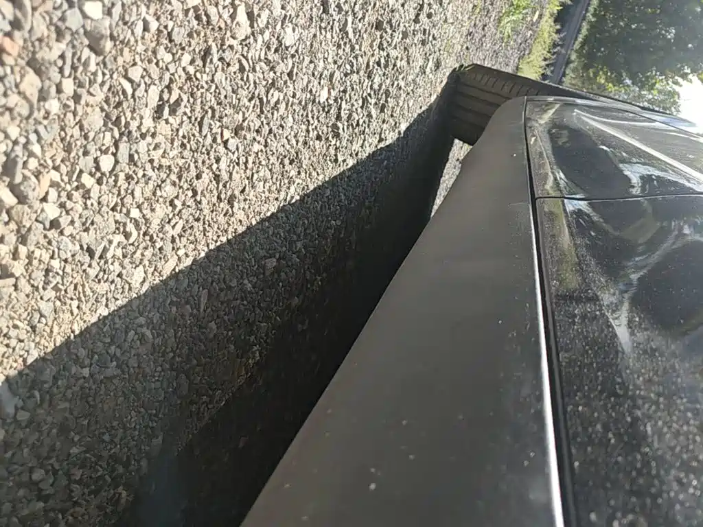 Tesla Model Y — миниатюра 22