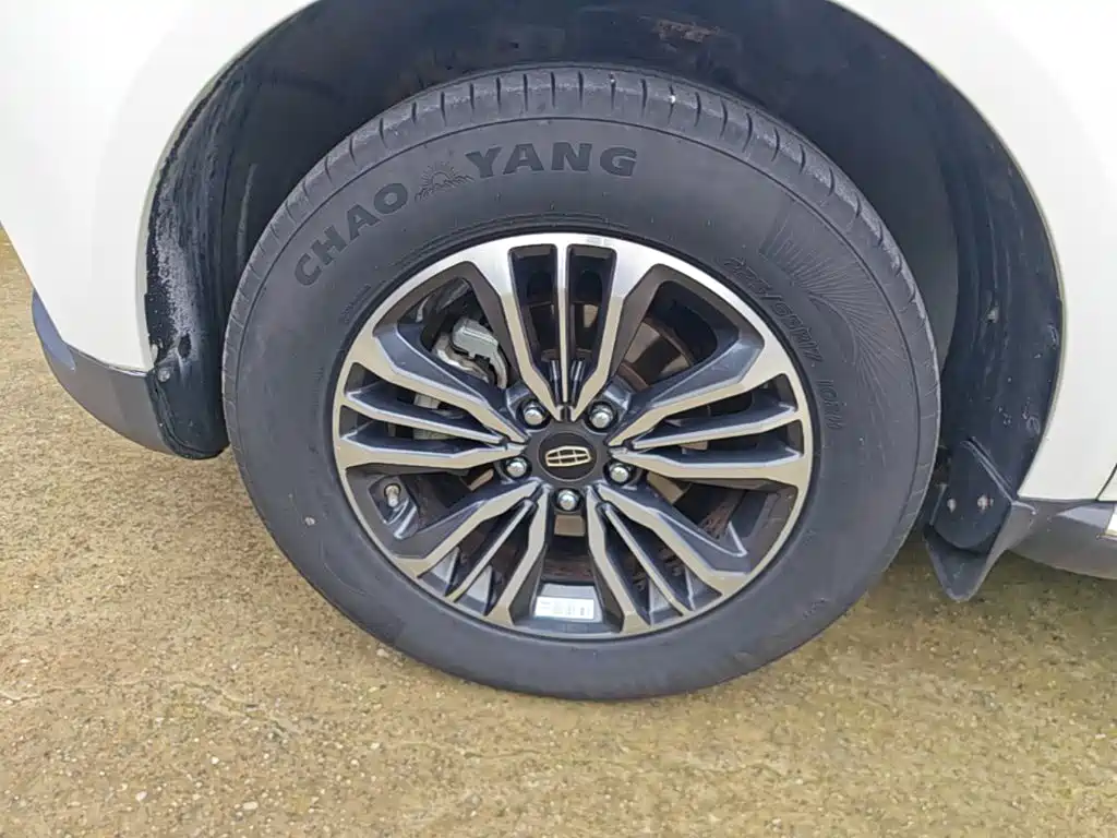 Geely Vision X6 — миниатюра 23