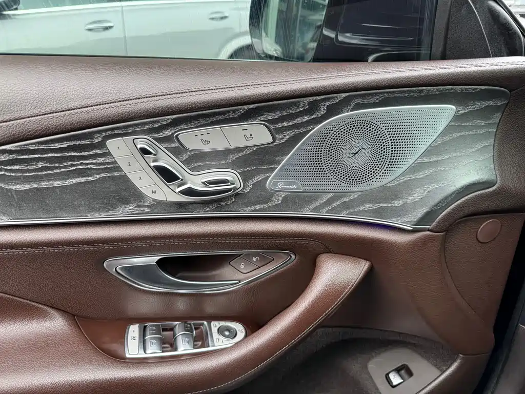 Mercedes-Benz CLS — миниатюра 15