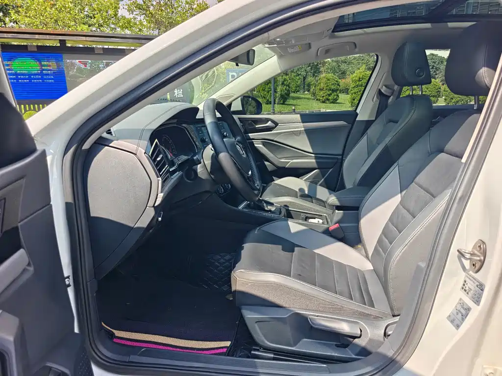 Volkswagen Sagitar — миниатюра 10