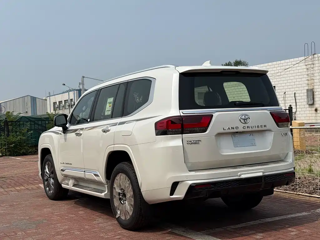 Toyota Land Cruiser 2026 3.3T